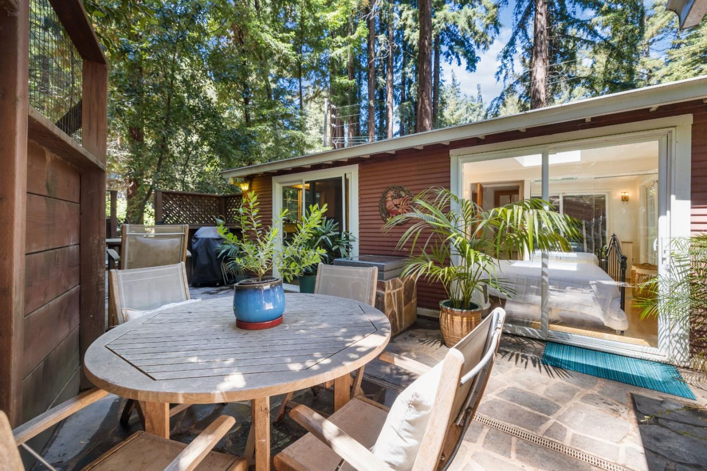 233 Acorn Drive