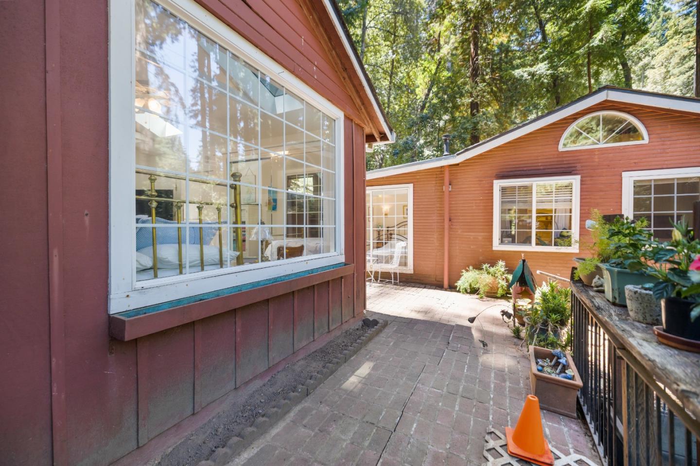 233 Acorn Drive