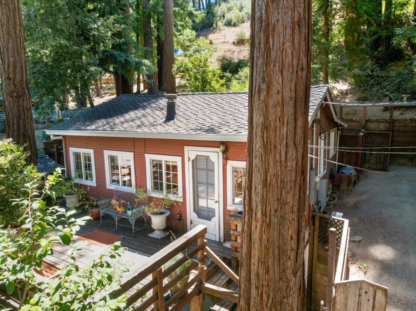 233 Acorn Drive