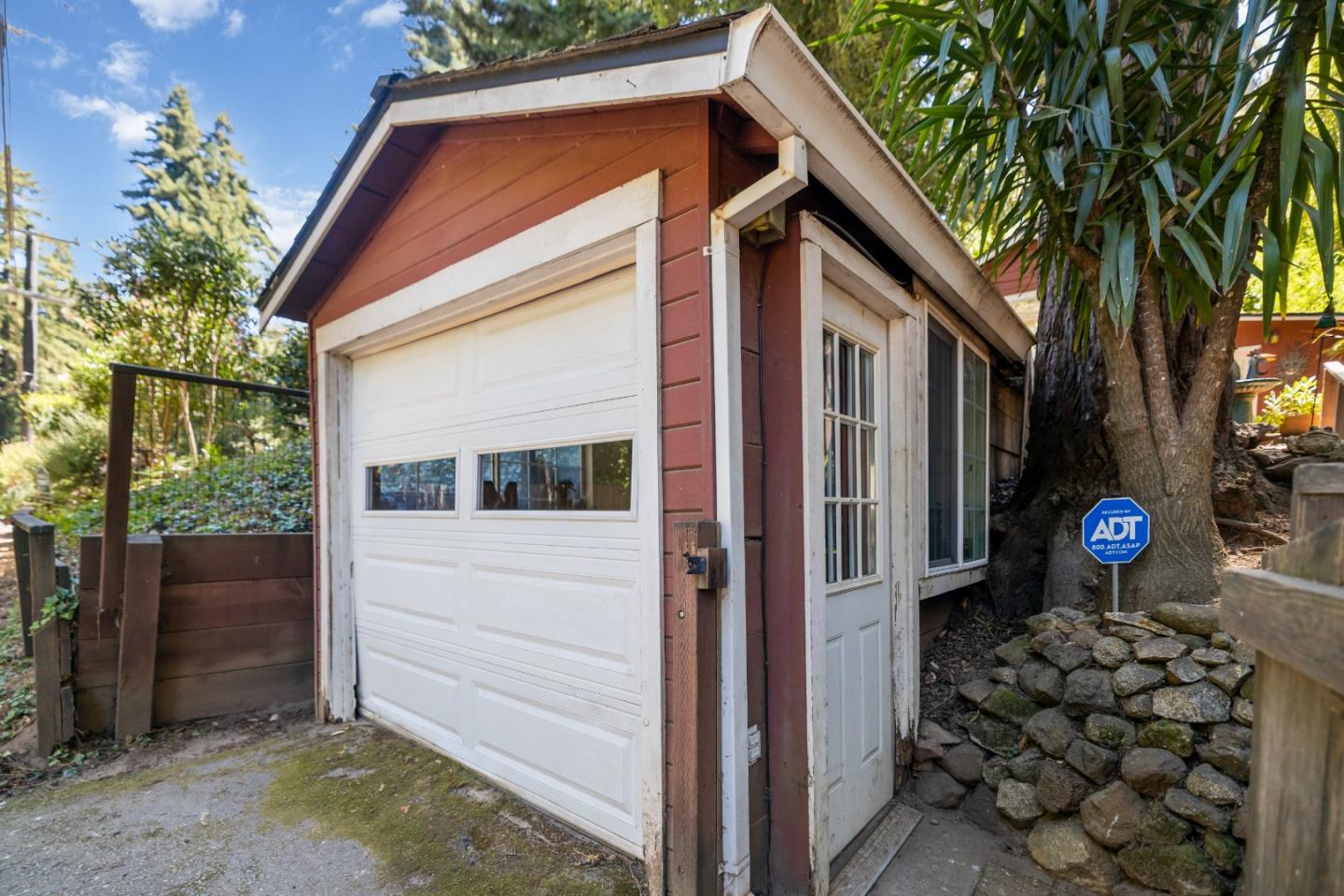 233 Acorn Drive
