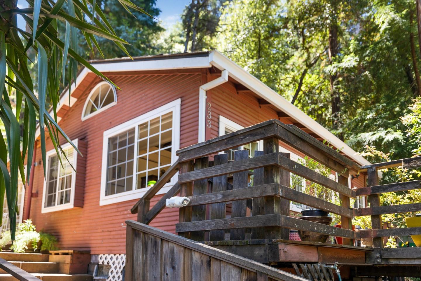 233 Acorn Drive