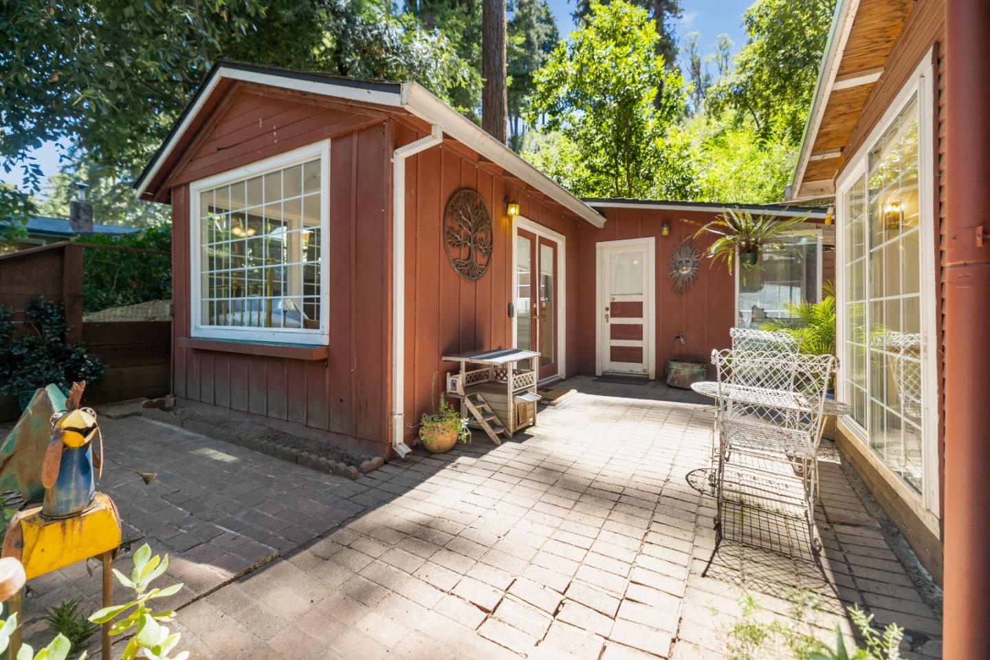 233 Acorn Drive