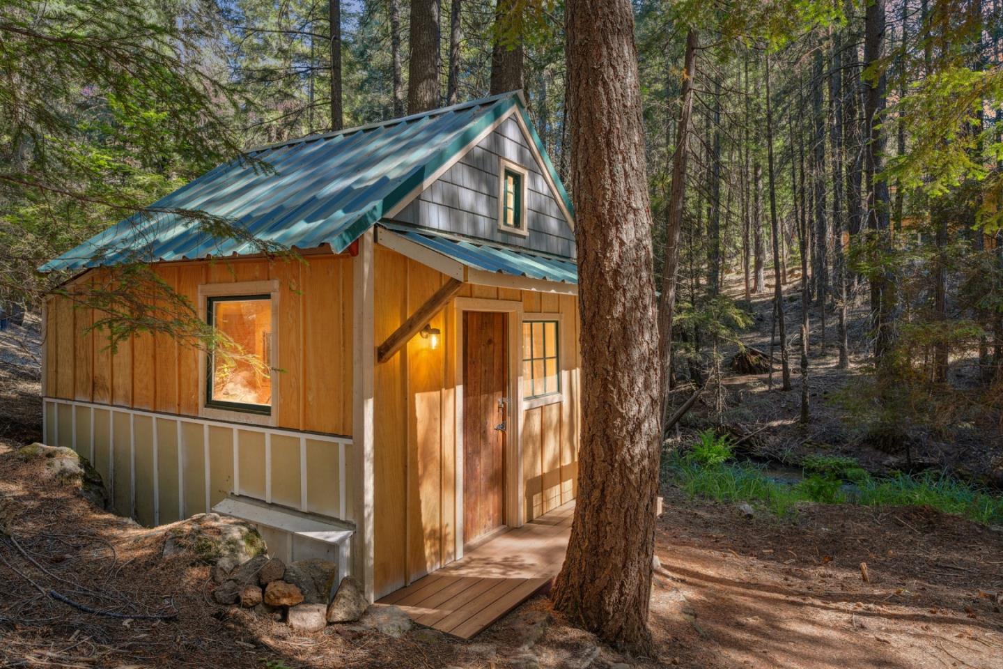 35425 Stonewall Drive