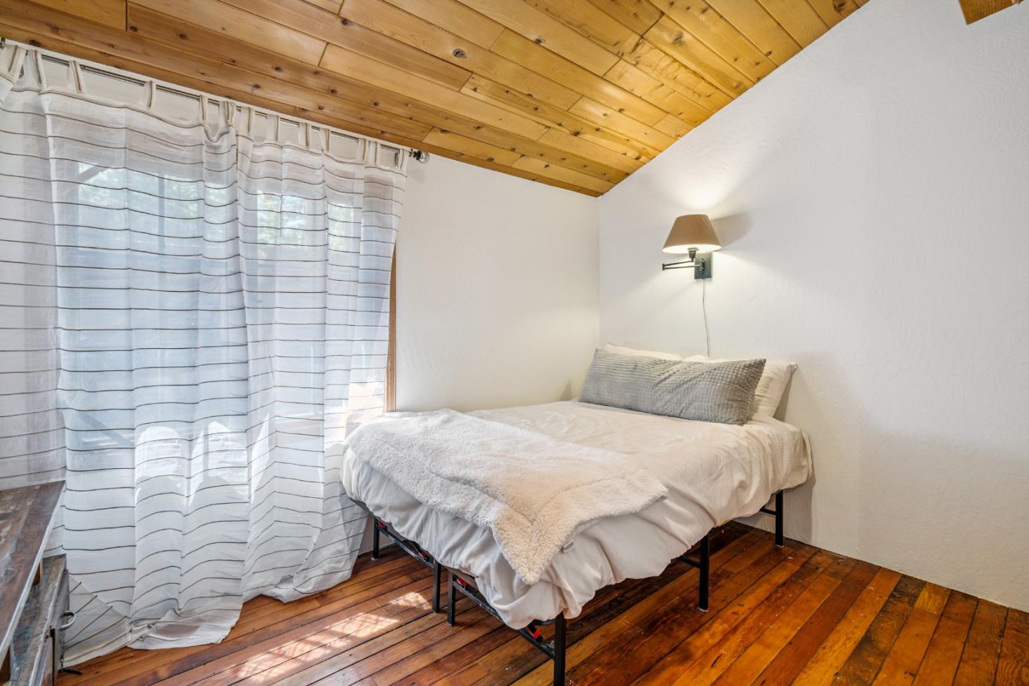 35425 Stonewall Drive