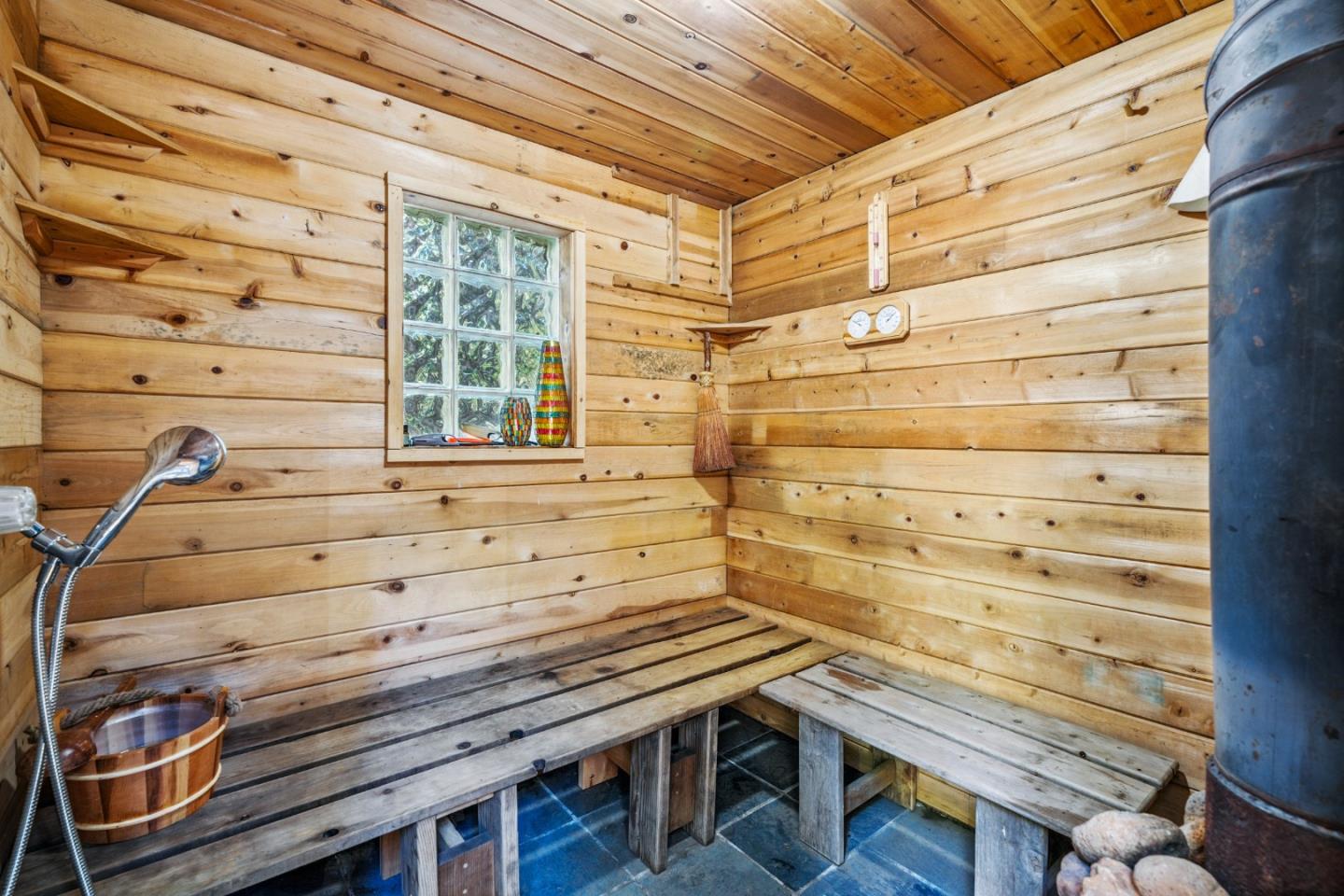 35425 Stonewall Drive