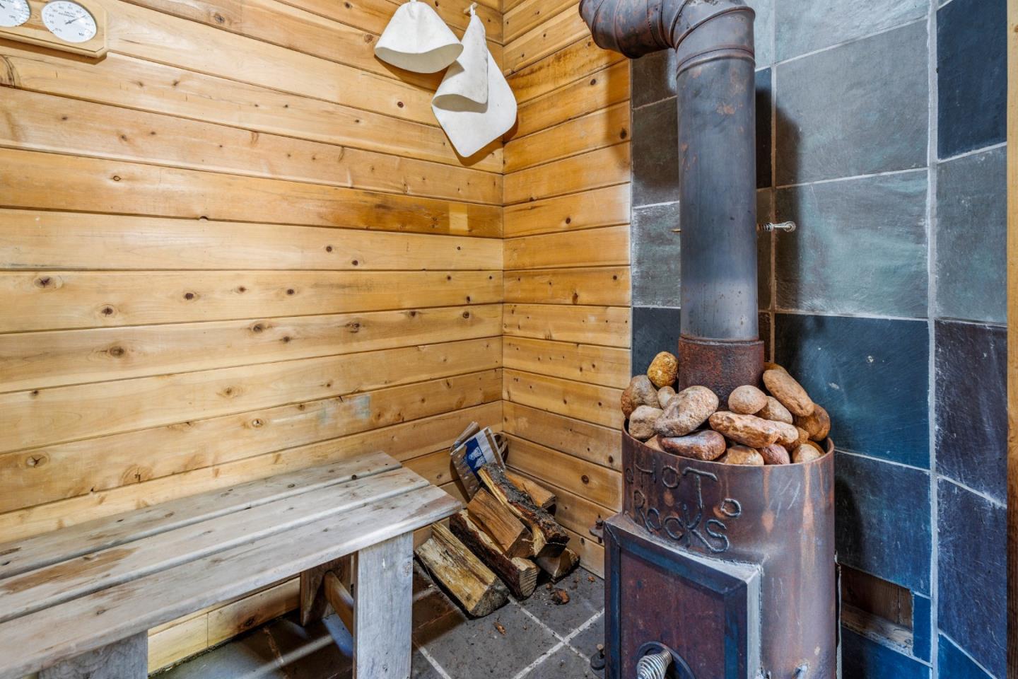 35425 Stonewall Drive