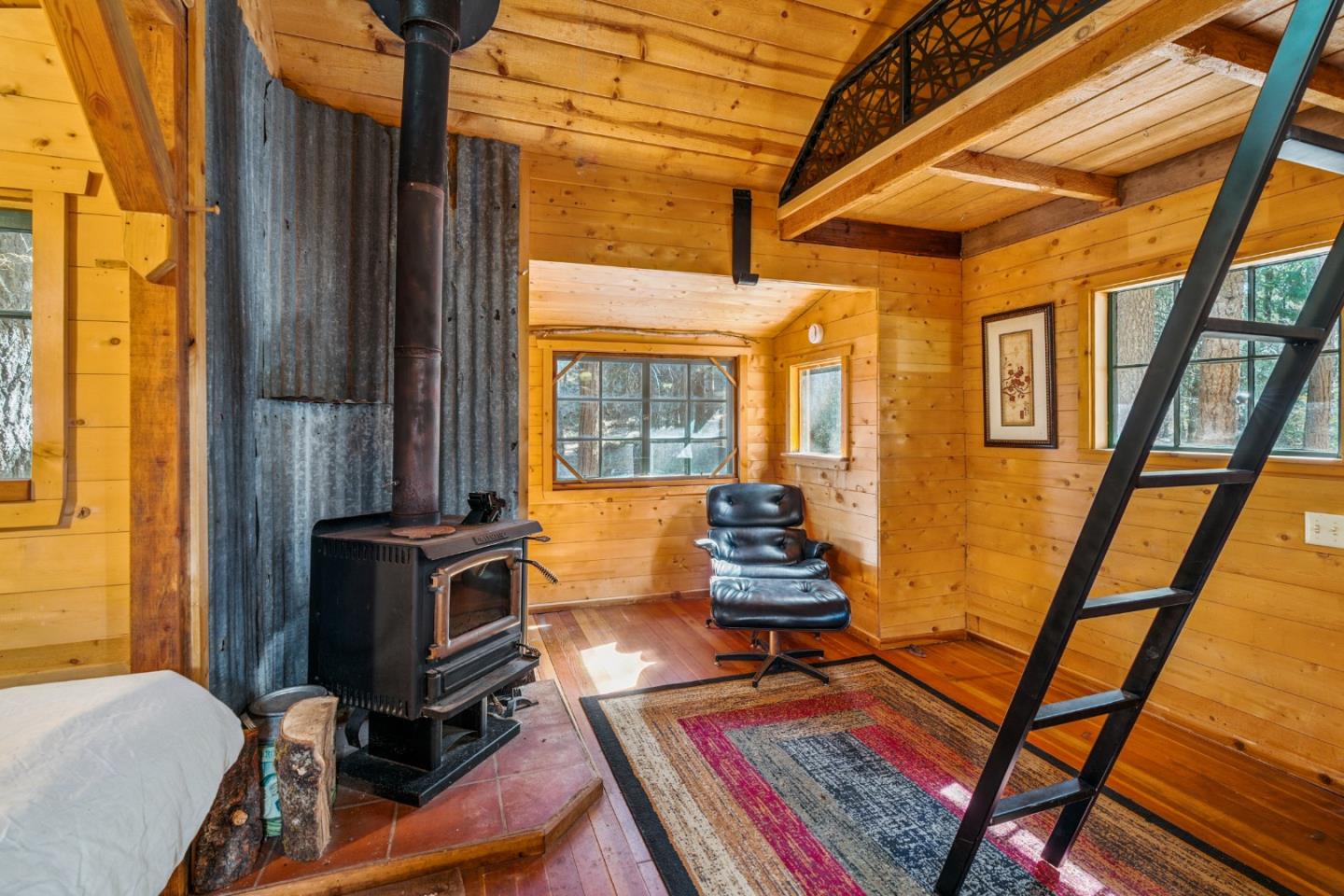 35425 Stonewall Drive