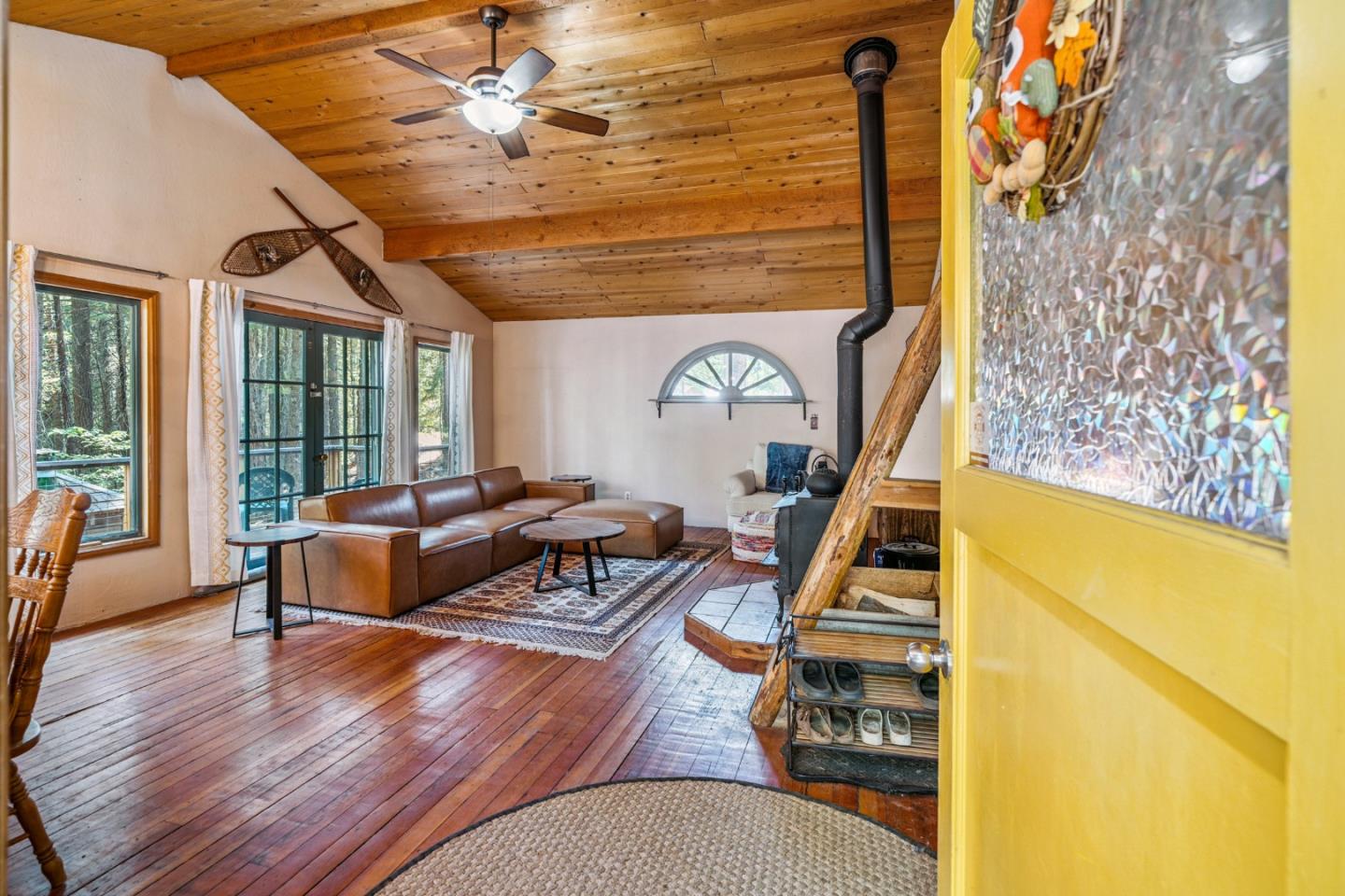 35425 Stonewall Drive