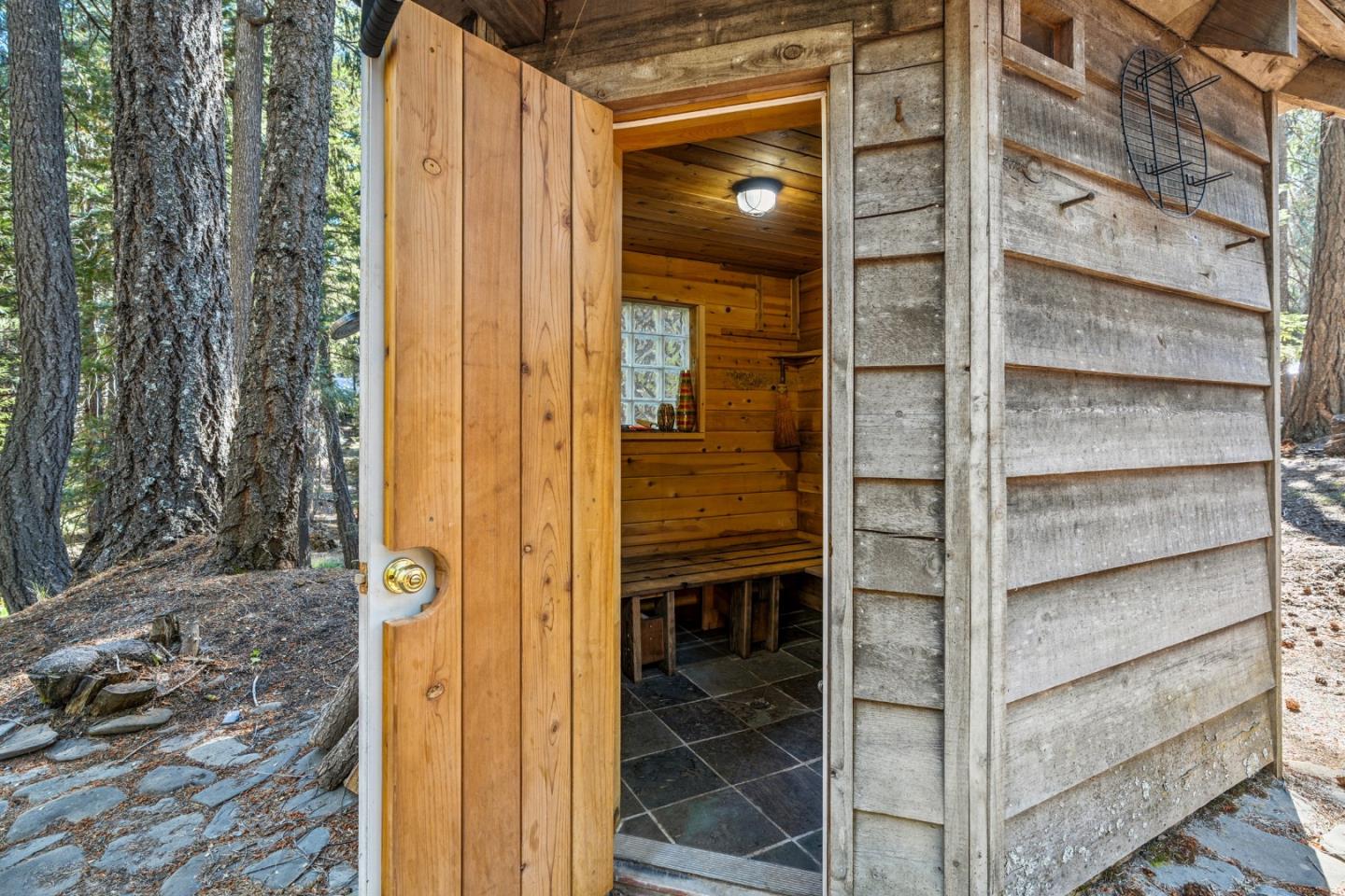 35425 Stonewall Drive