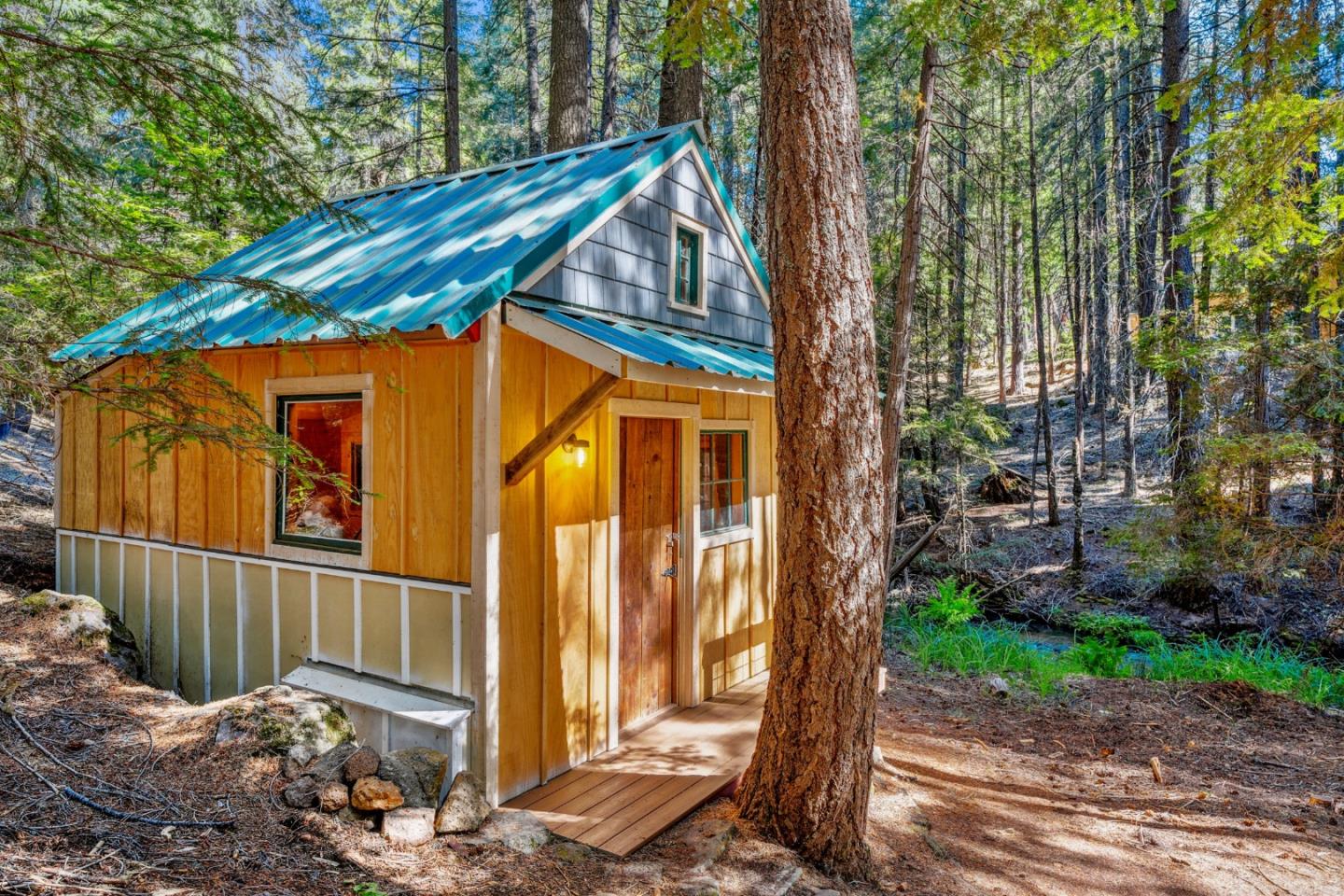 35425 Stonewall Drive