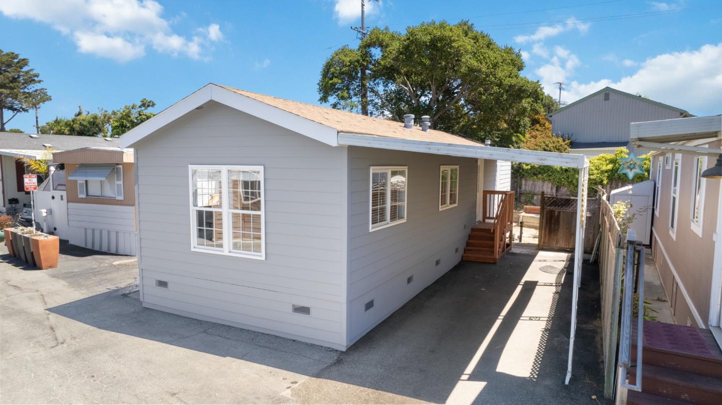 2565 Portola Drive Unit: 32
