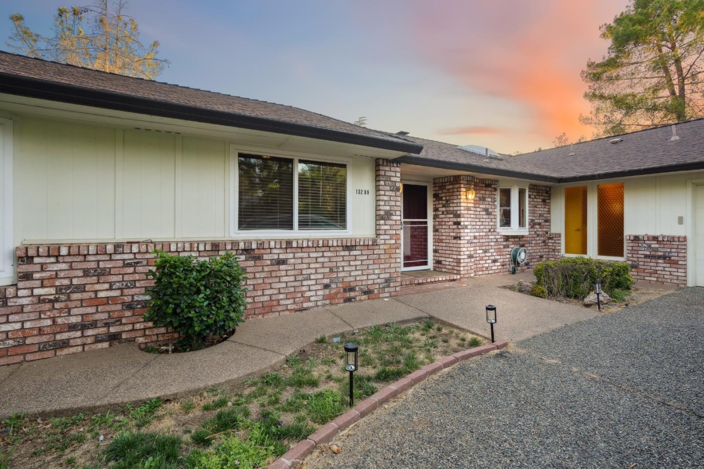13289 Moccasin Lane
