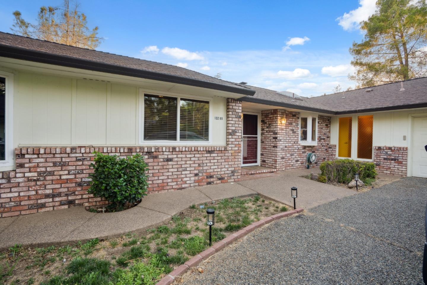 13289 Moccasin Lane