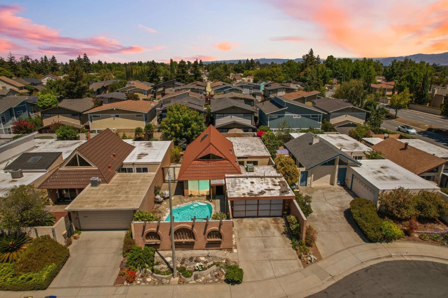 509 Crater Lake Court