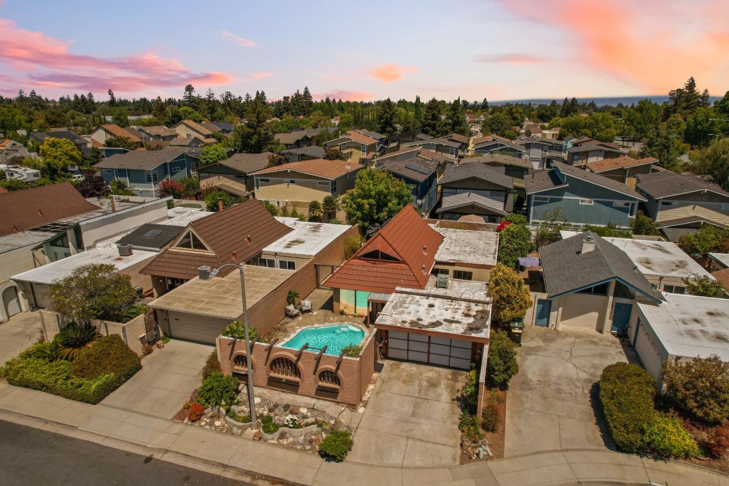 509 Crater Lake Court