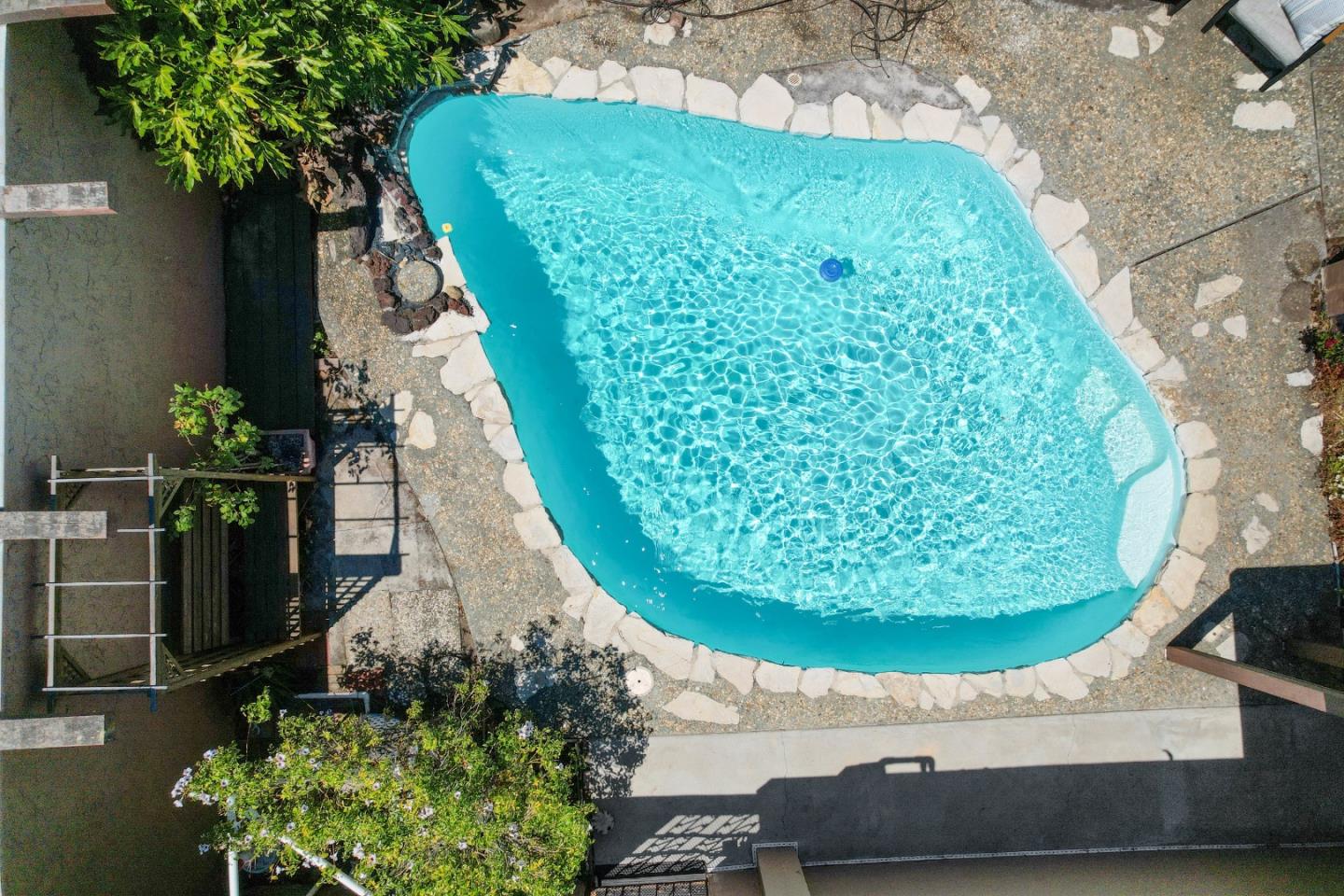 509 Crater Lake Court