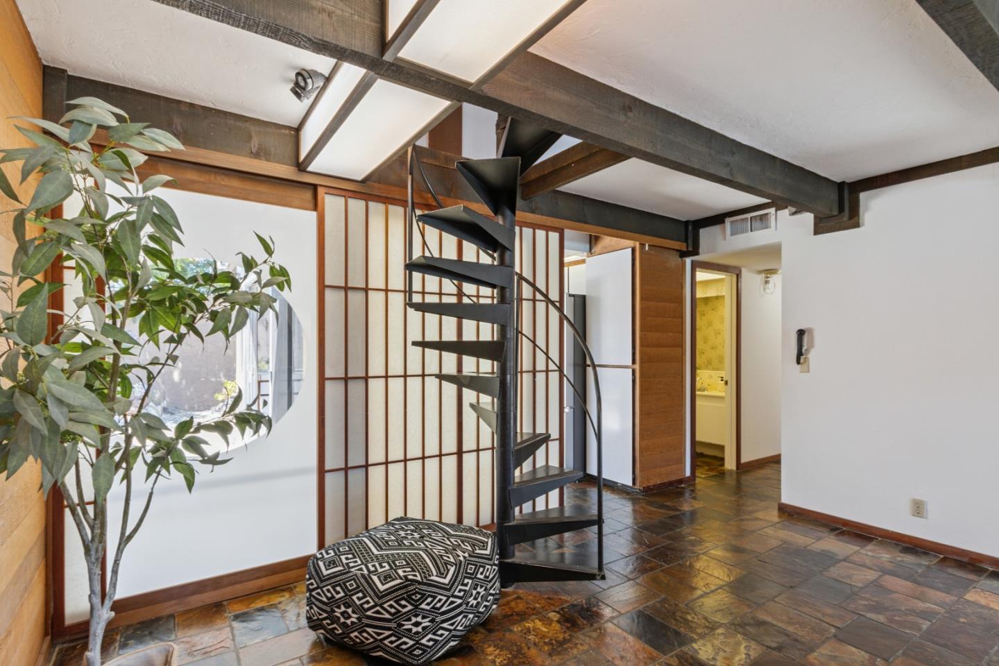 509 Crater Lake Court