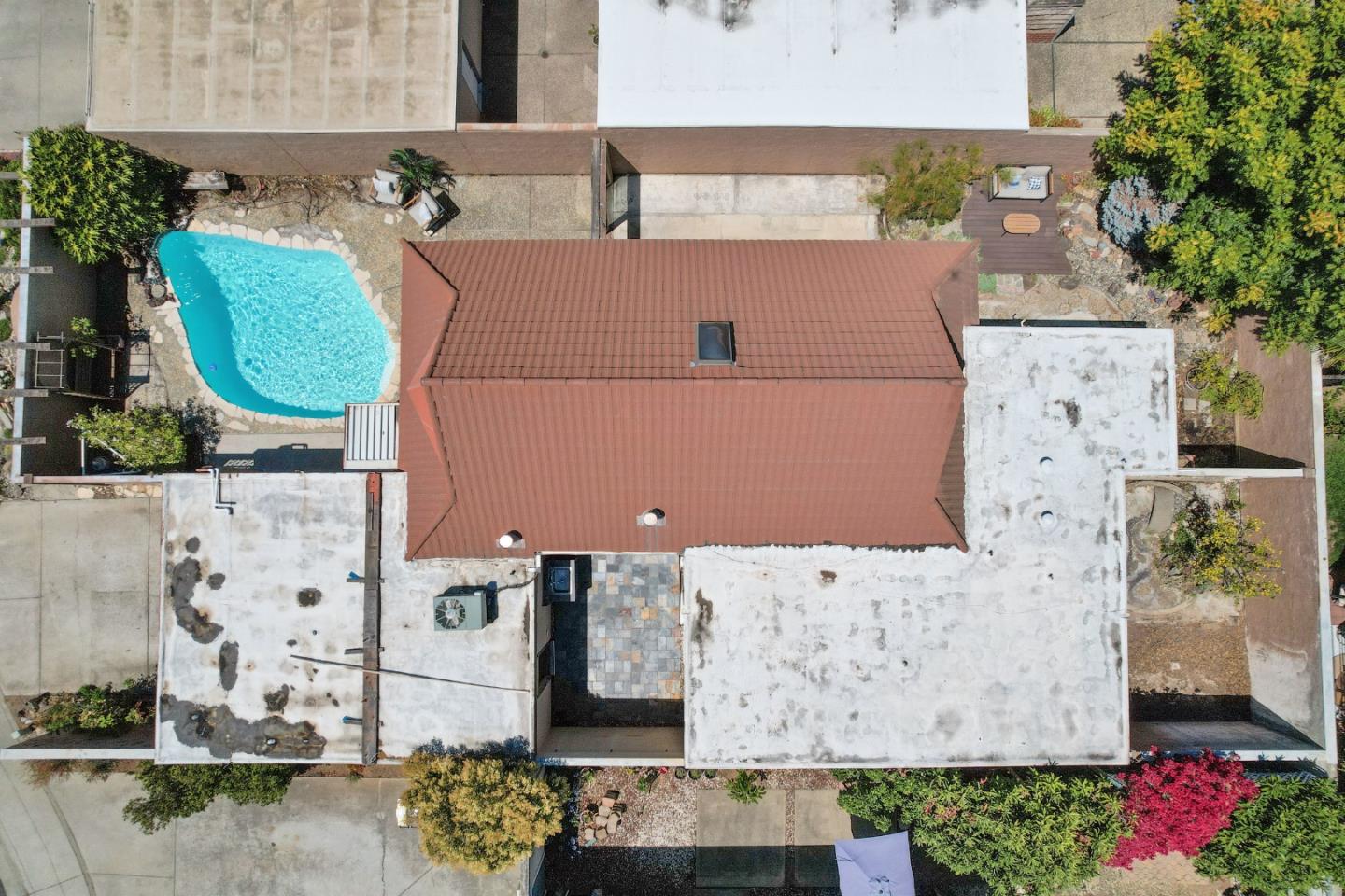 509 Crater Lake Court