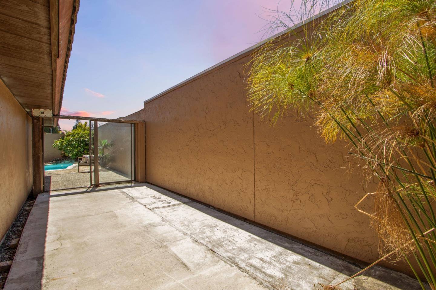 509 Crater Lake Court