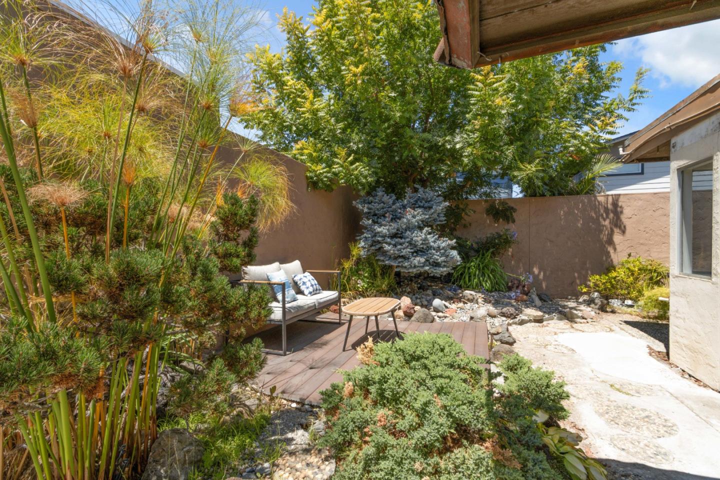 509 Crater Lake Court