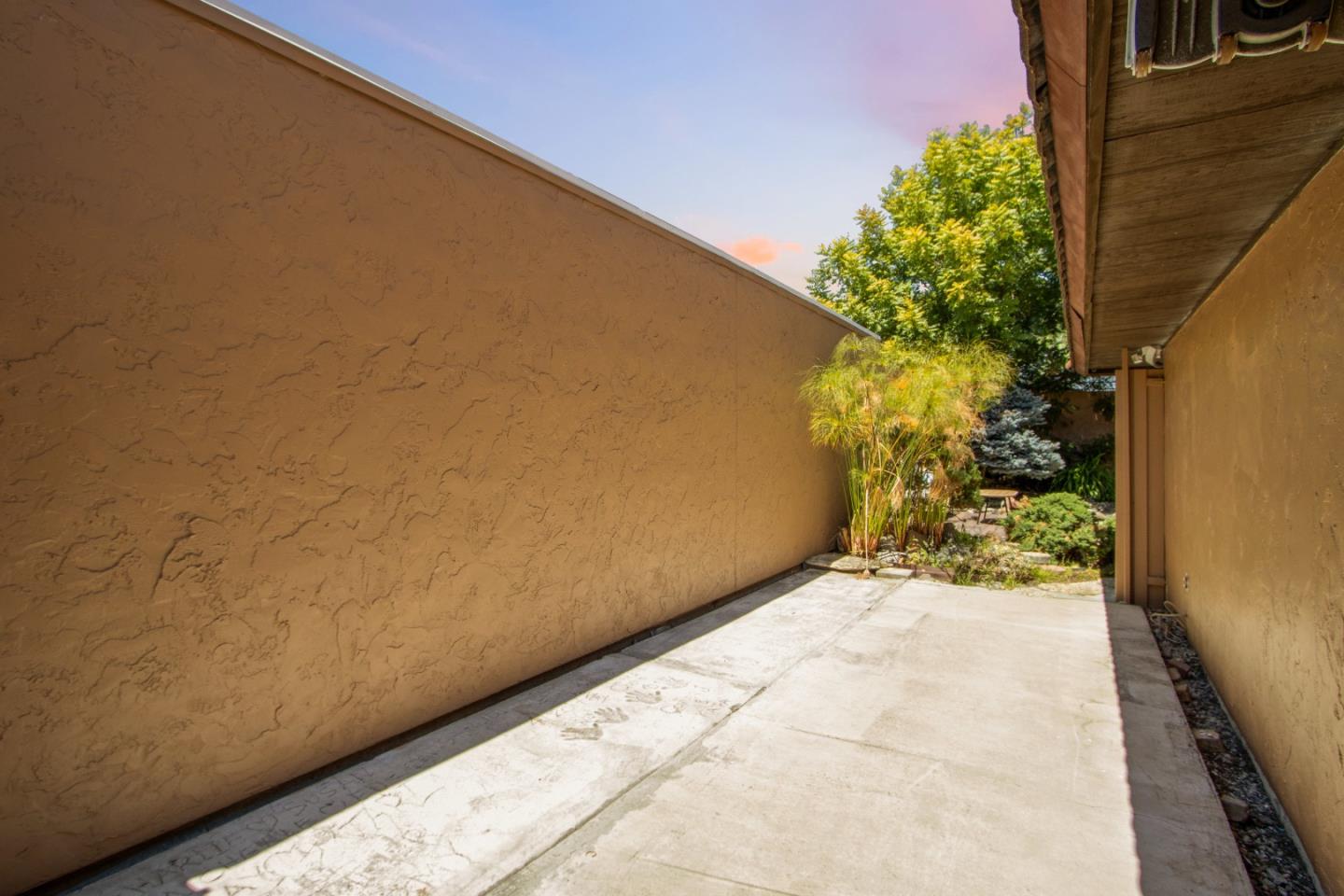 509 Crater Lake Court