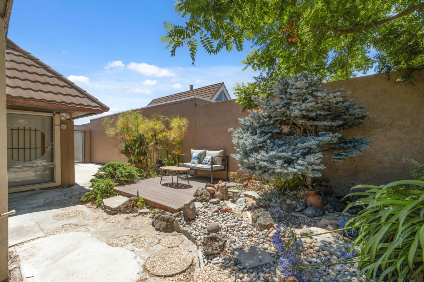 509 Crater Lake Court