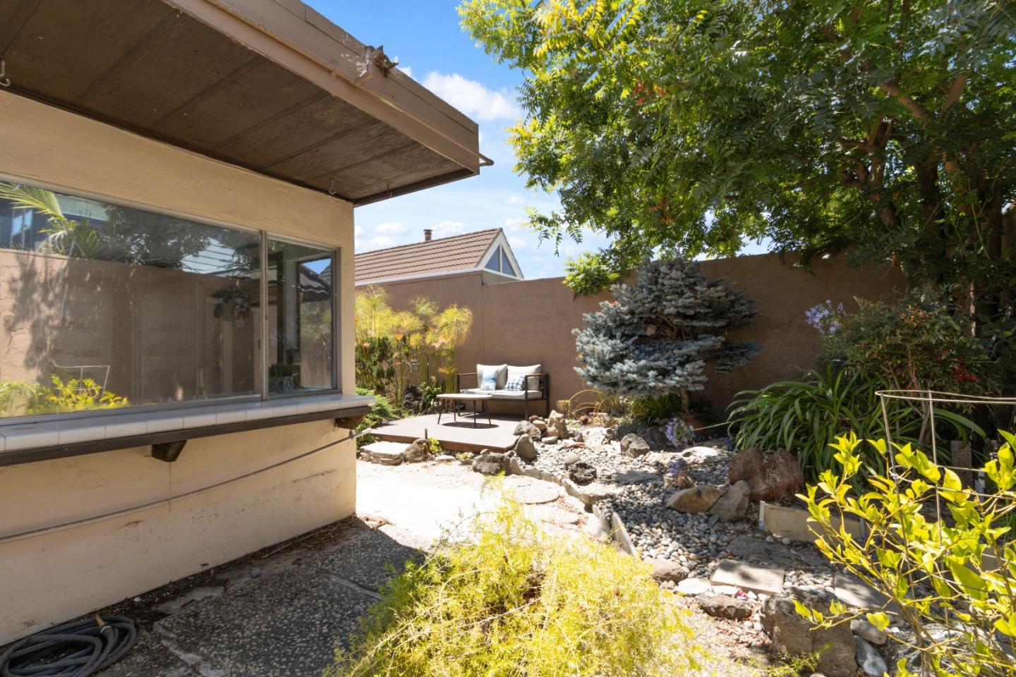 509 Crater Lake Court
