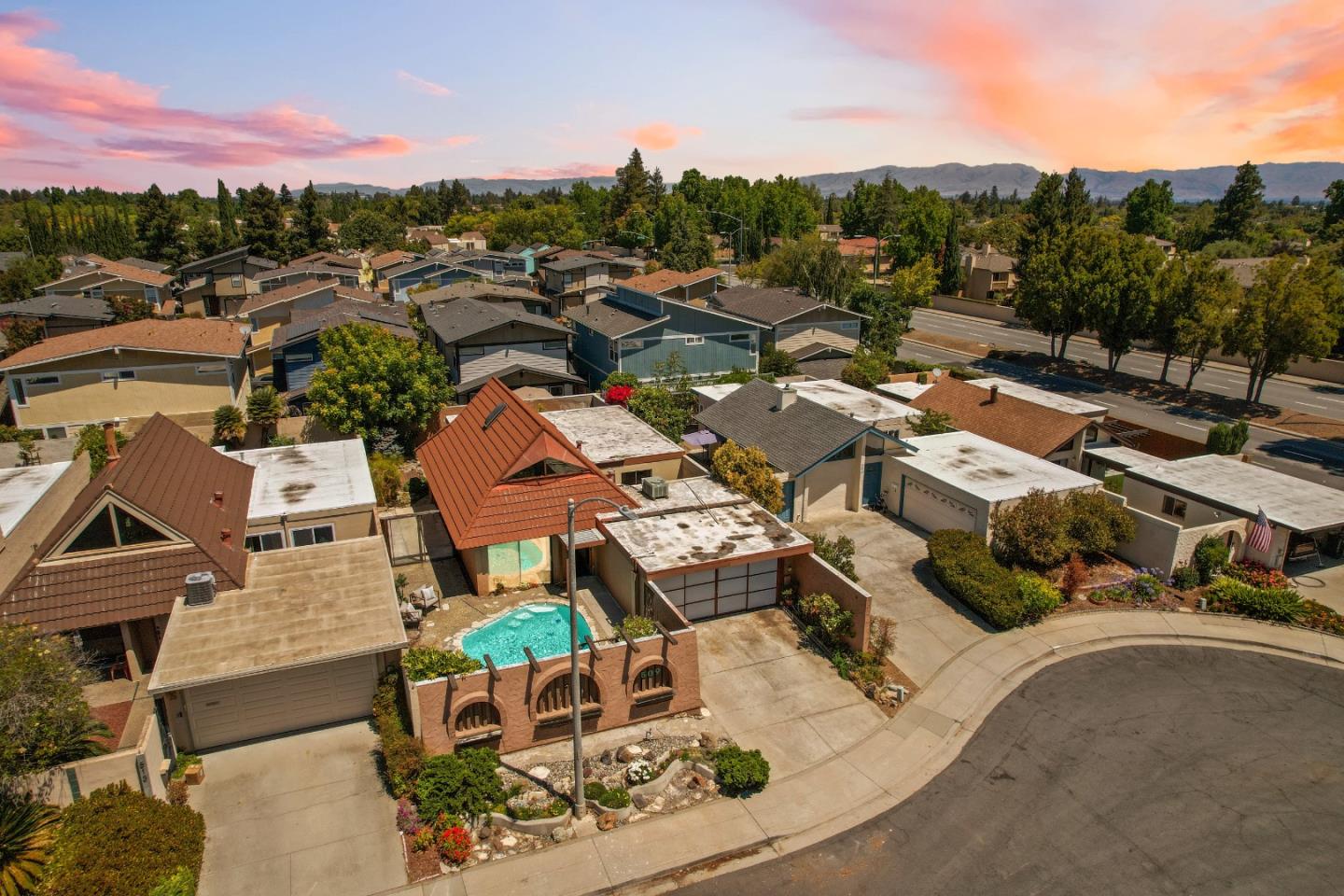 509 Crater Lake Court