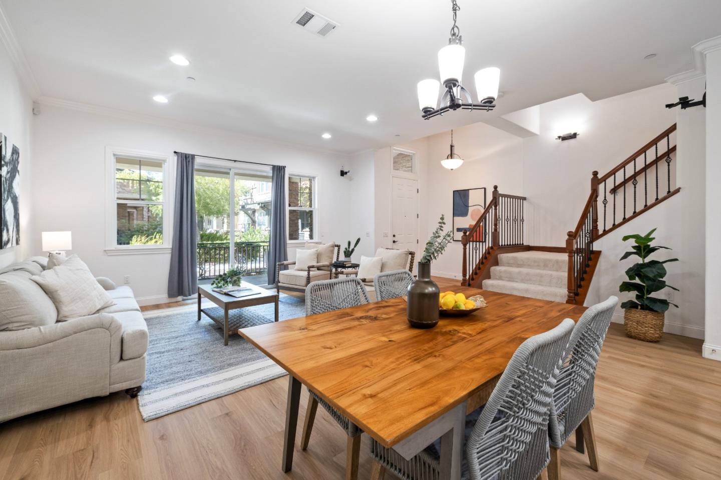 2866 Paseo Lane