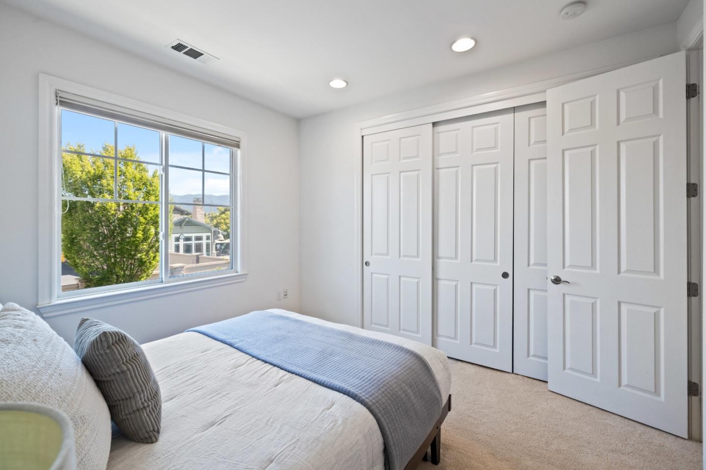2866 Paseo Lane