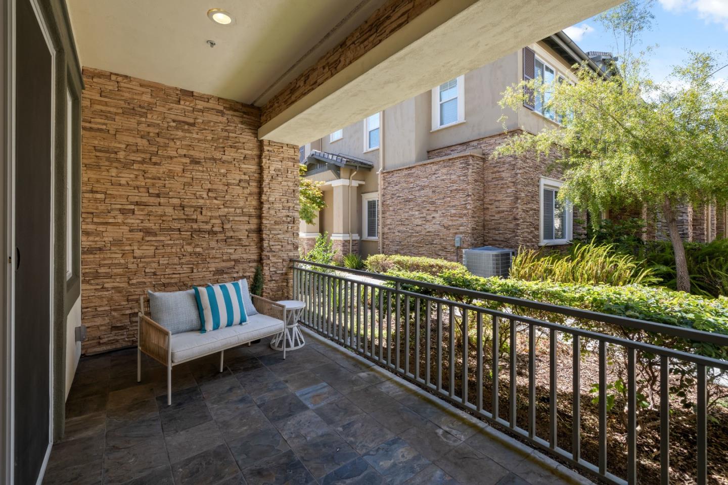 2866 Paseo Lane