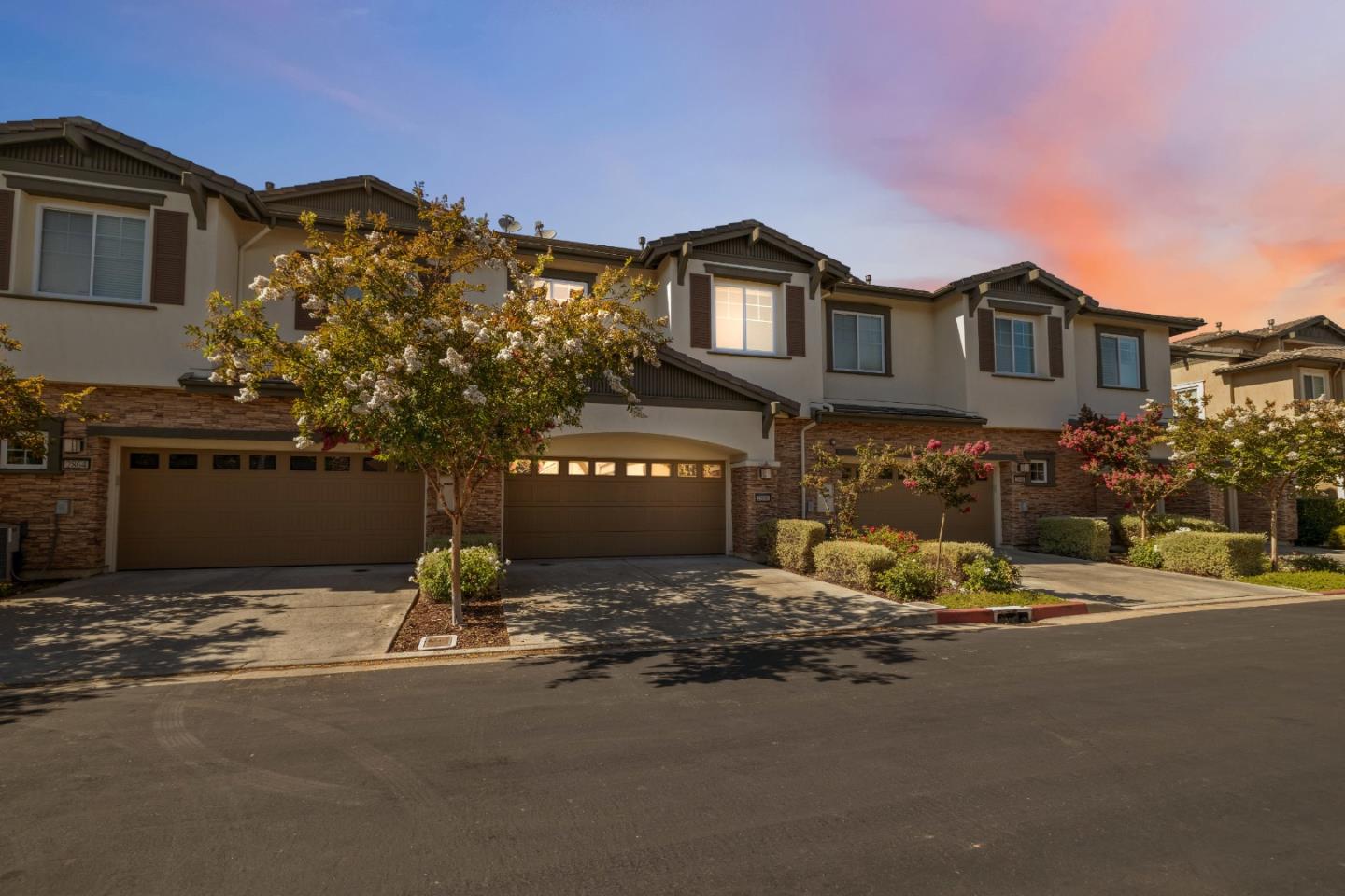2866 Paseo Lane