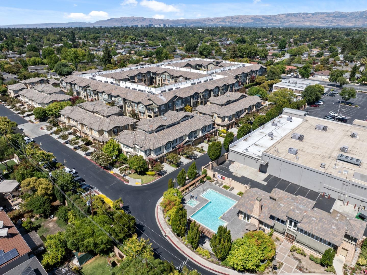 2866 Paseo Lane