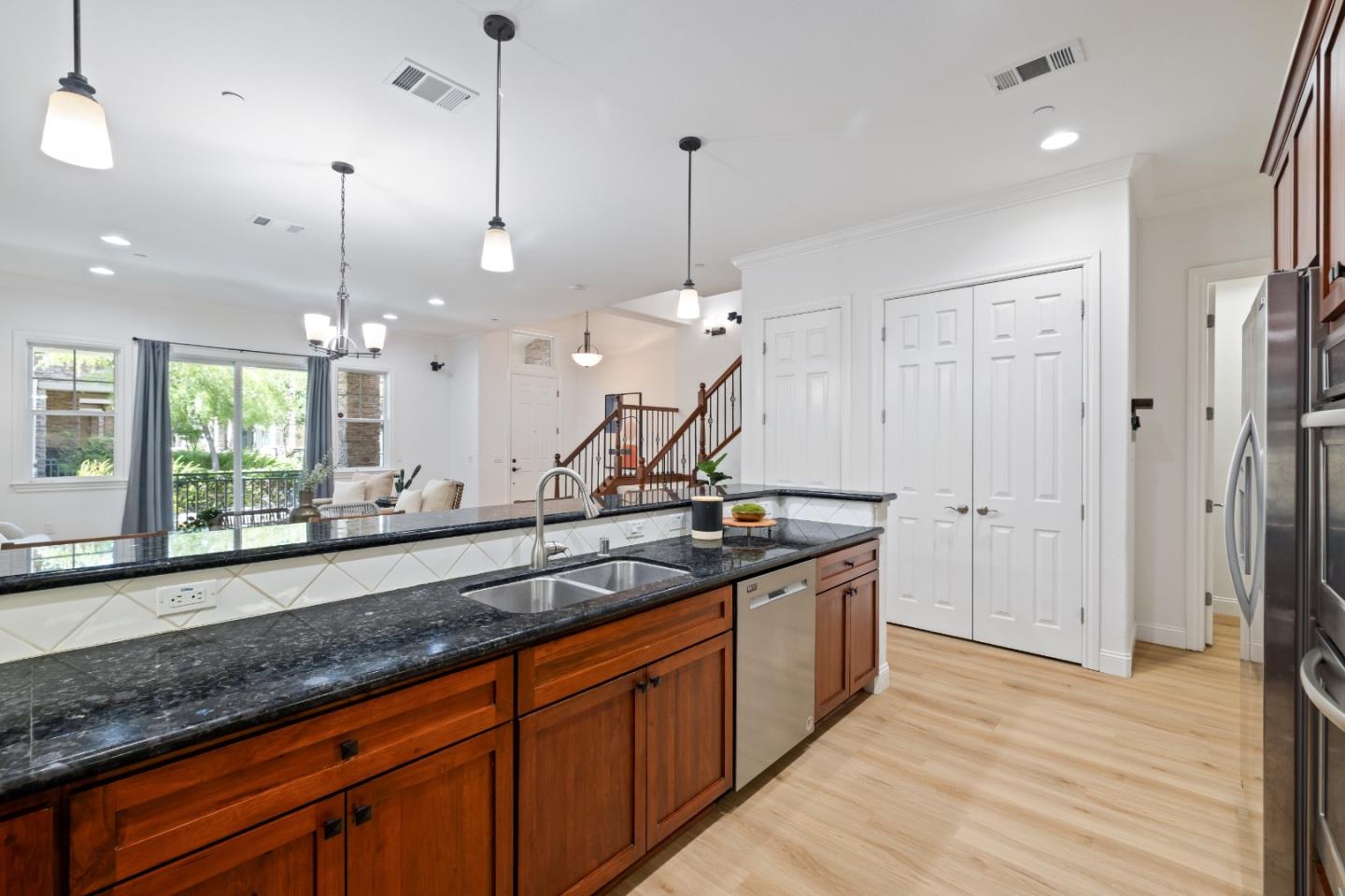 2866 Paseo Lane