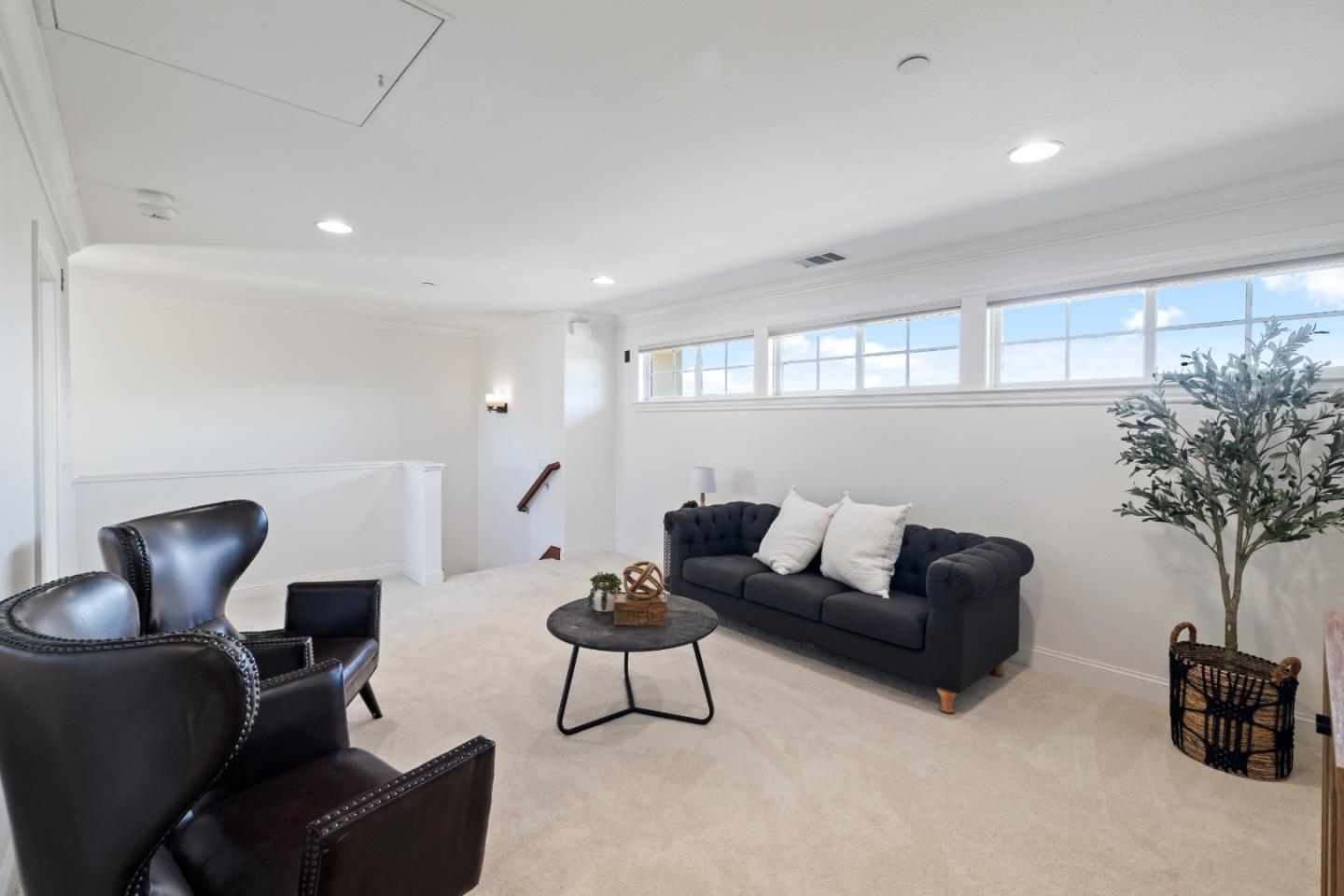 2866 Paseo Lane