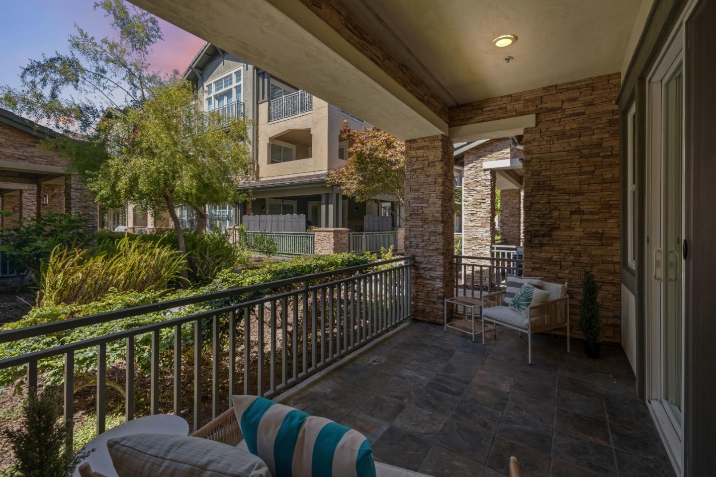 2866 Paseo Lane