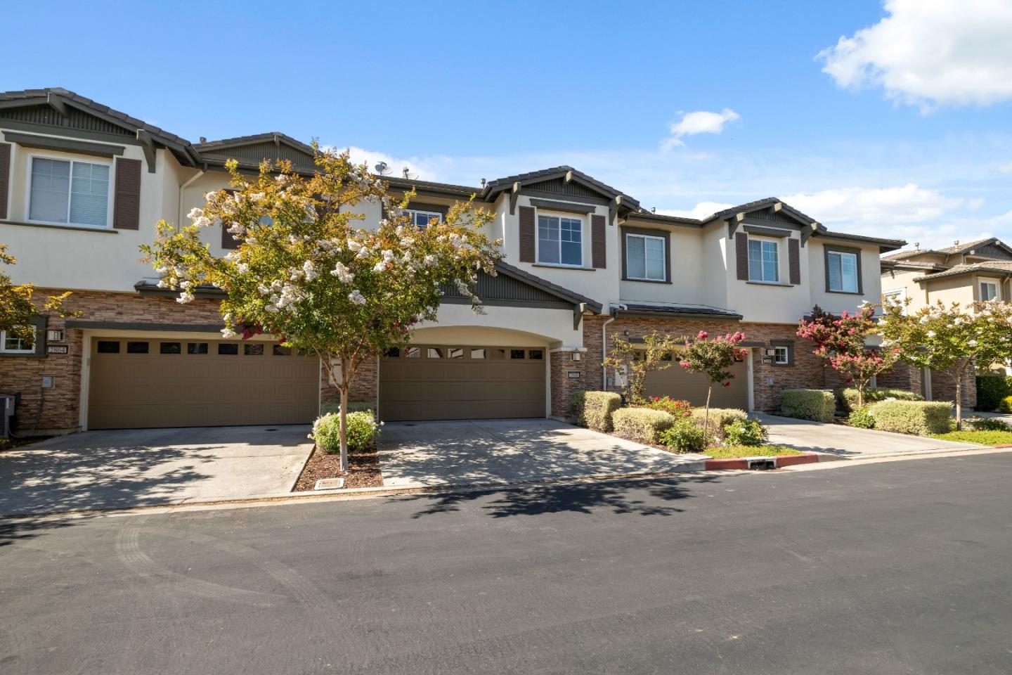 2866 Paseo Lane
