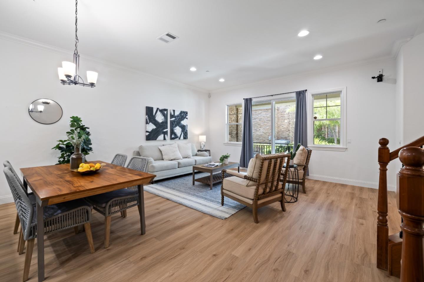 2866 Paseo Lane
