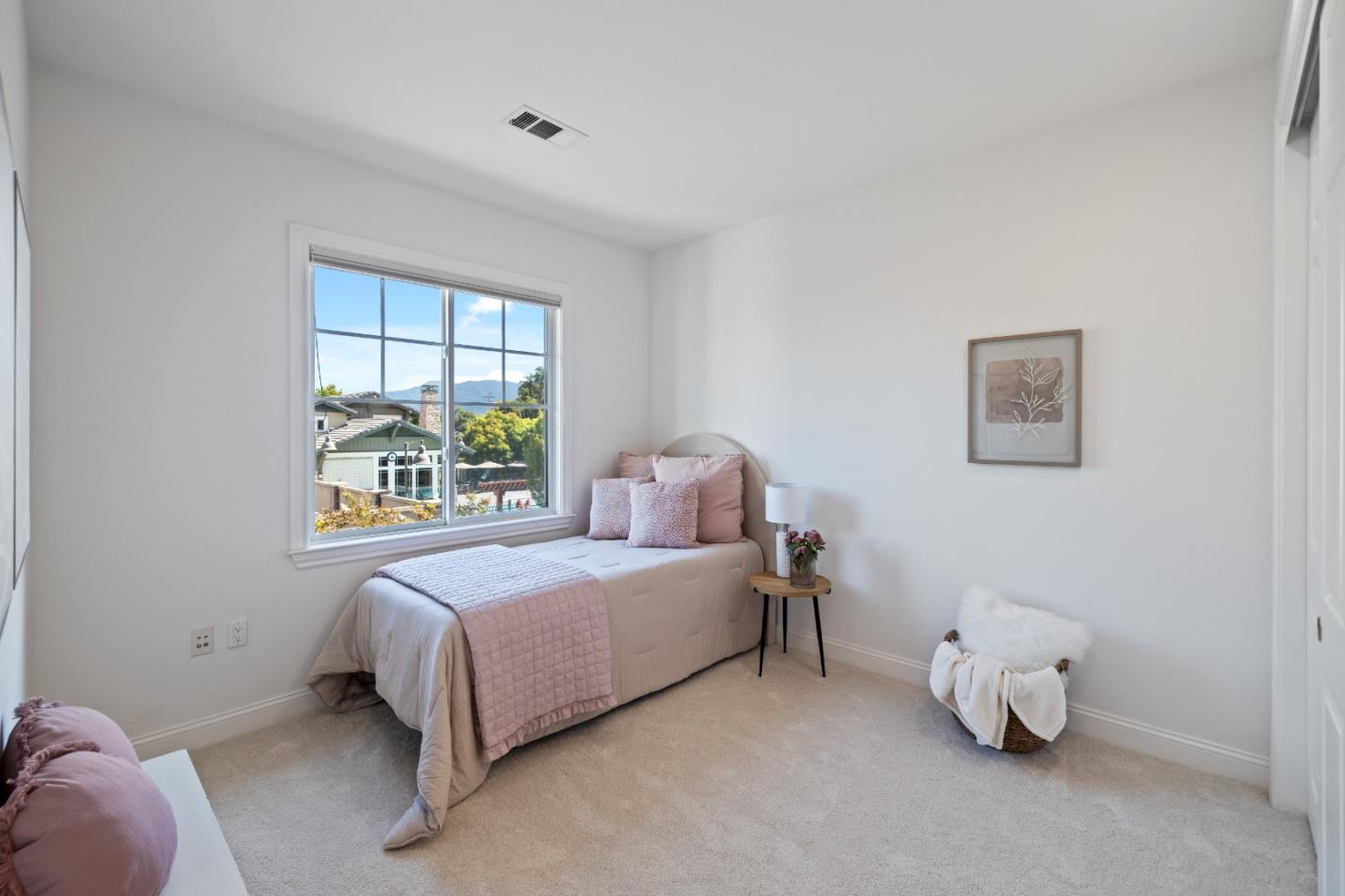 2866 Paseo Lane