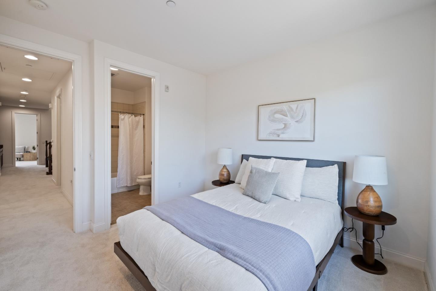 2866 Paseo Lane