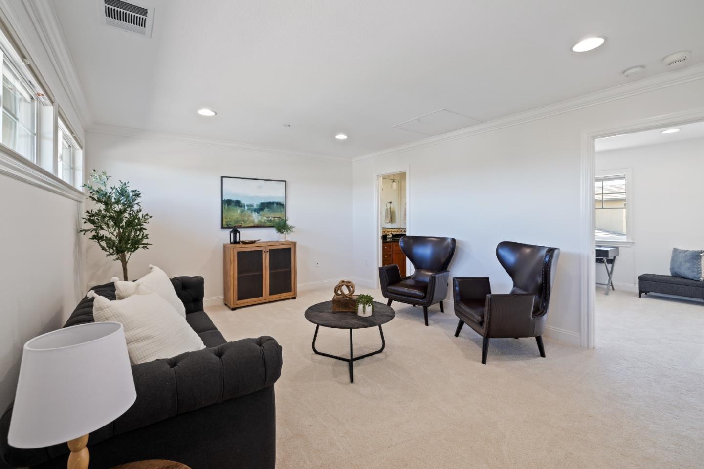 2866 Paseo Lane