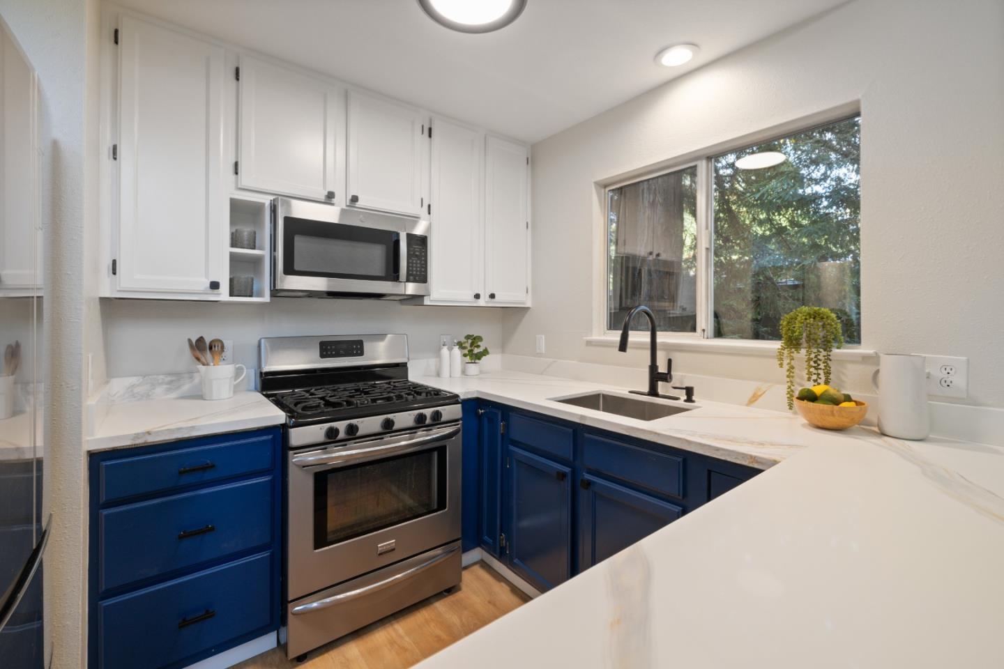 325 Fireside Road