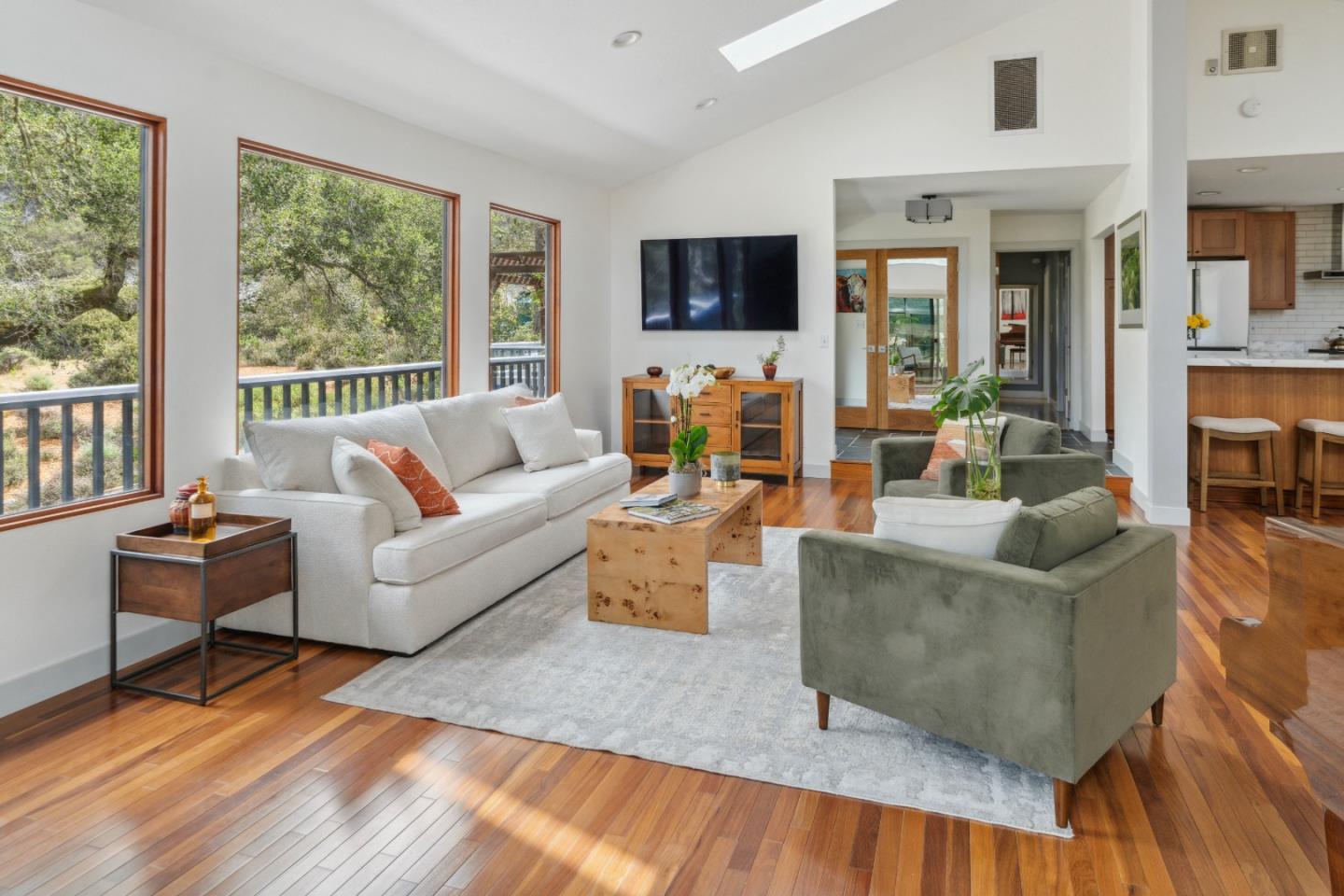 2203 Quail Hollow Road
