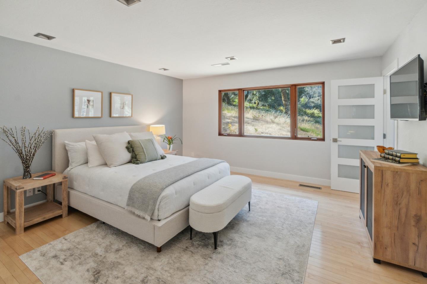 2203 Quail Hollow Road