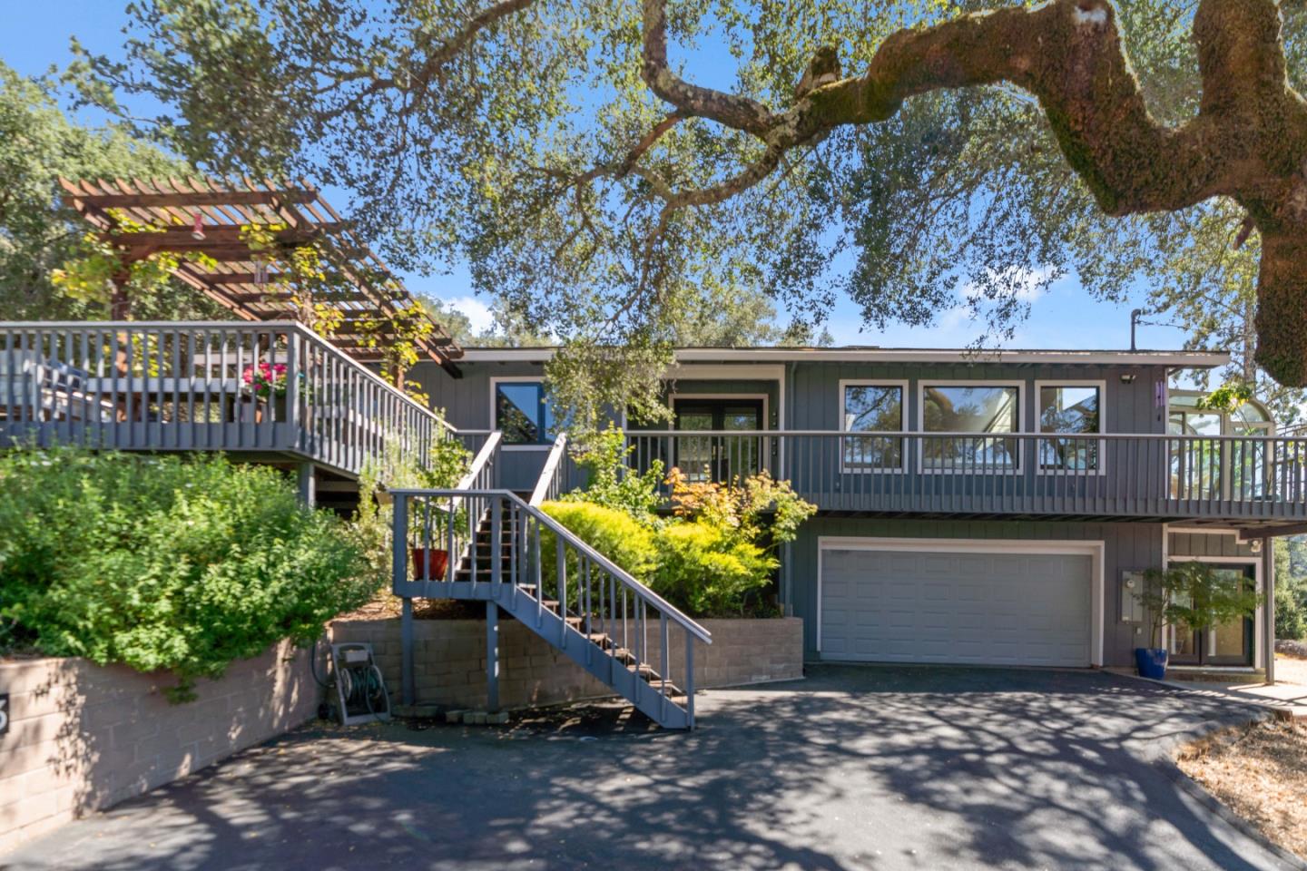 2203 Quail Hollow Road