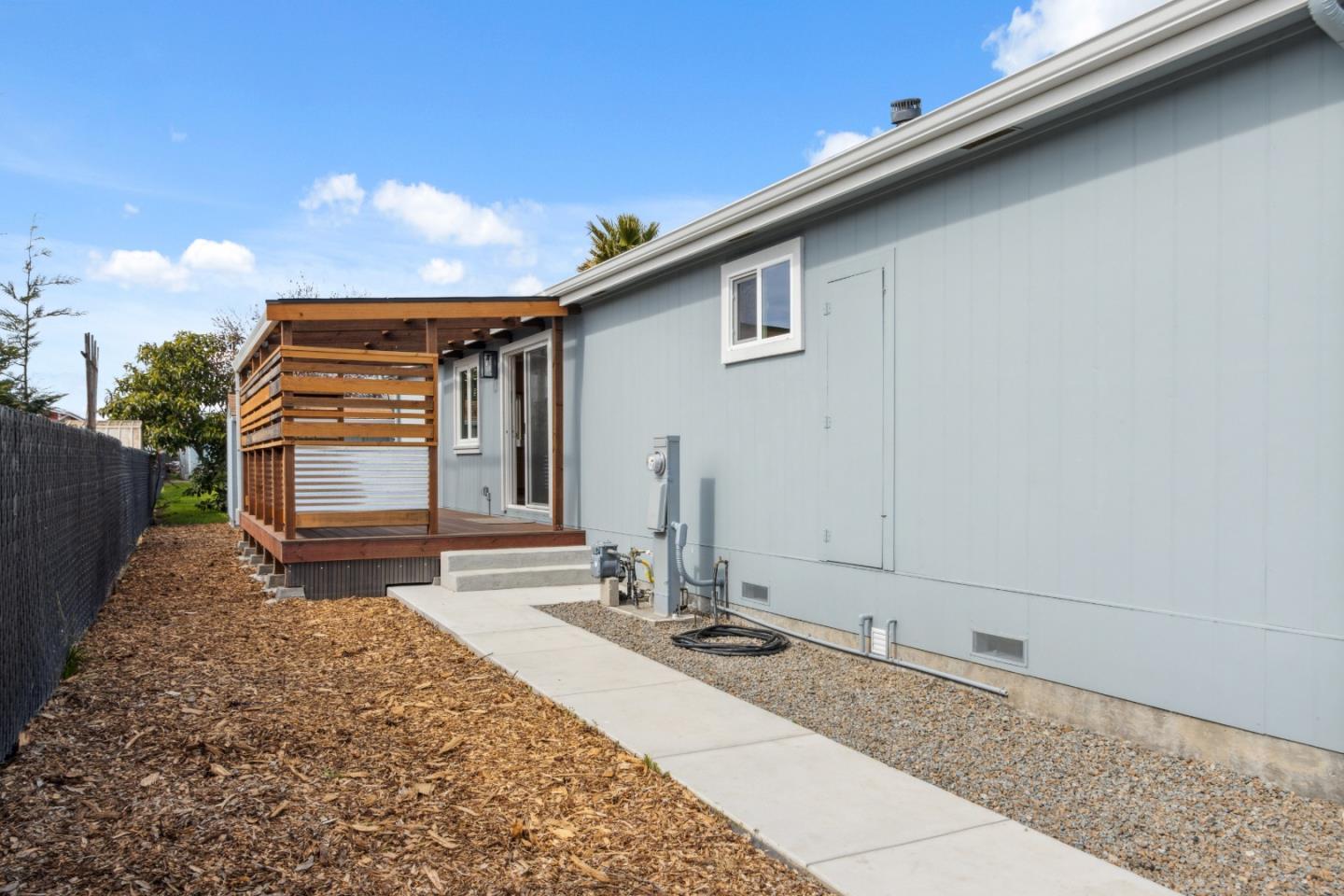 800 Dolan Road Unit: 4