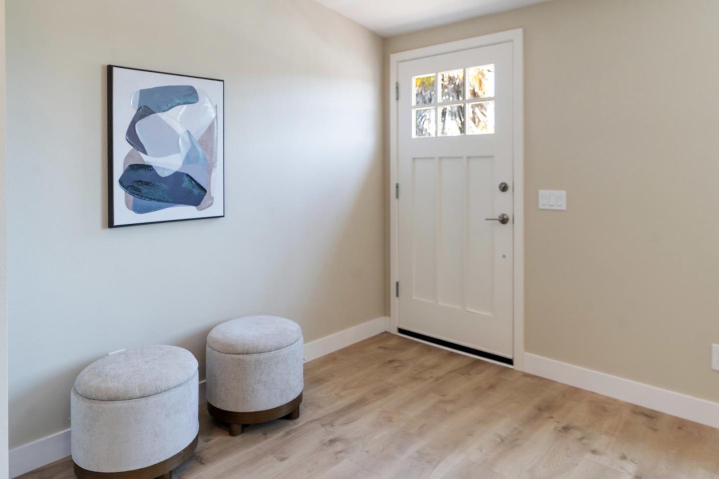 800 Dolan Road Unit: 4