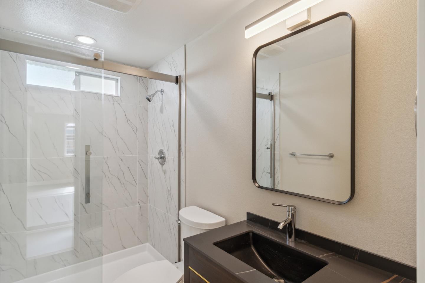800 Dolan Road Unit: 4