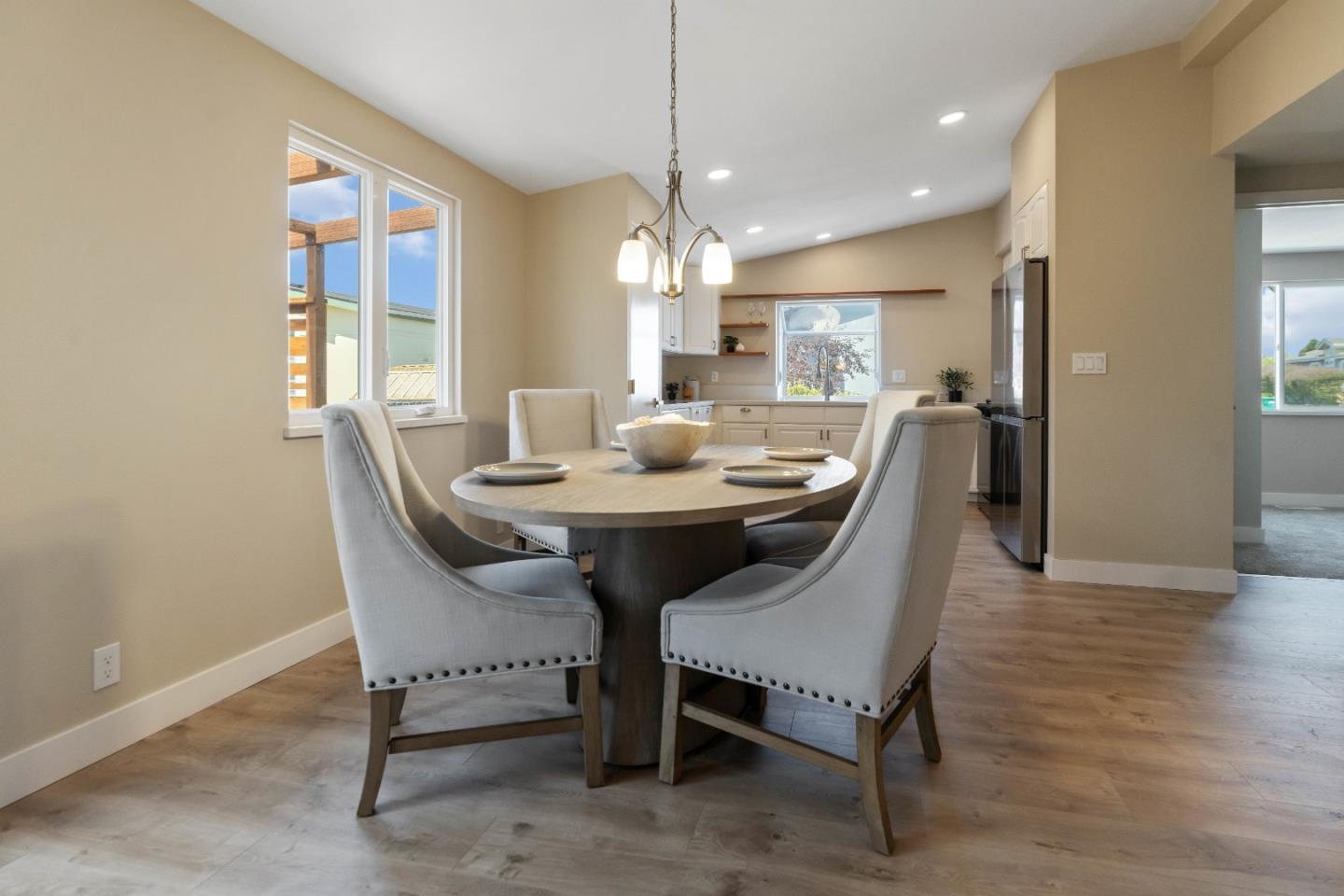 800 Dolan Road Unit: 4