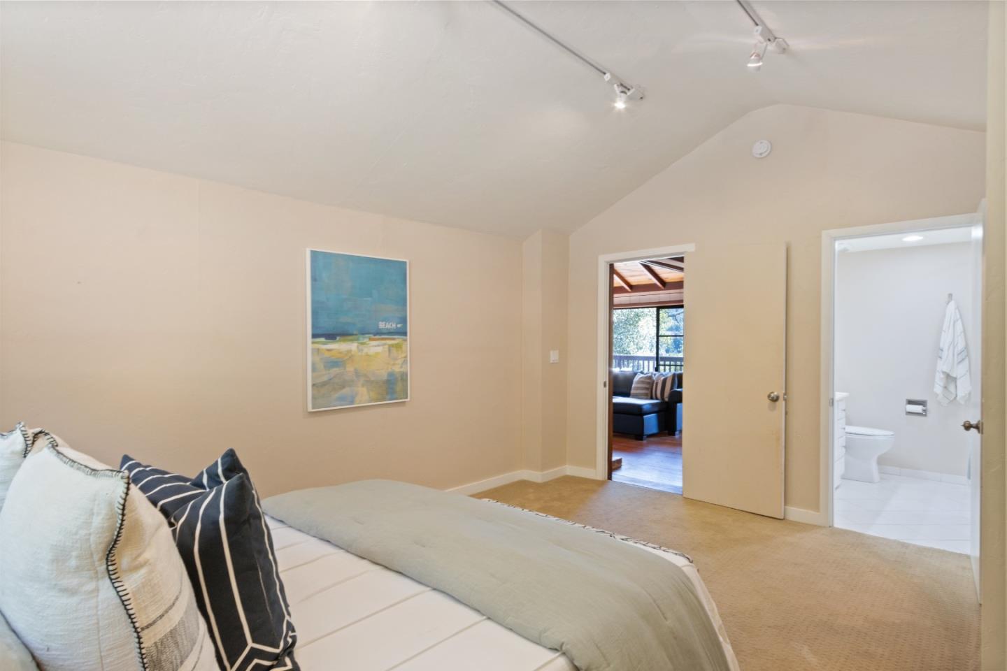 325 Vista Terrace